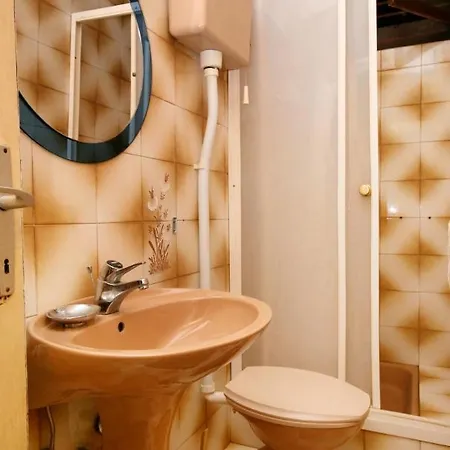 Apartment 2350a